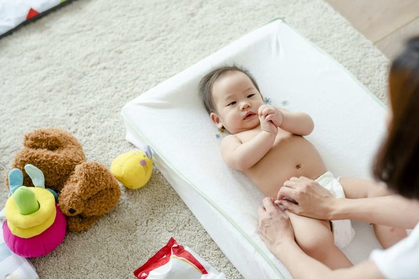 Bien se préparer à l'arrivée du bébé : les accessoires indispensables